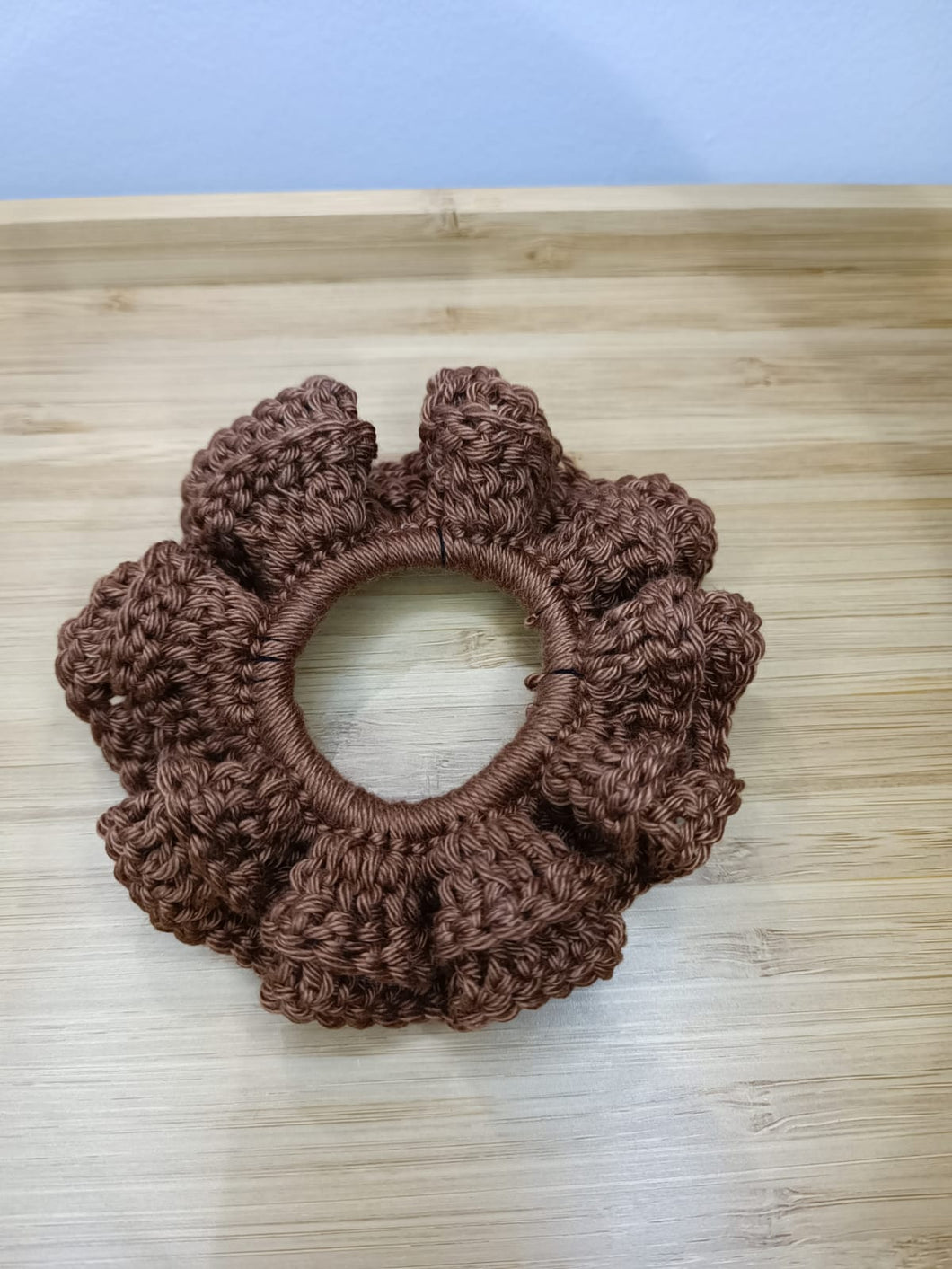 Ruffle Scrunchie (Root Beer)